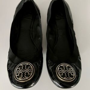 Tory Burch Black Caroline Flat - Size 9